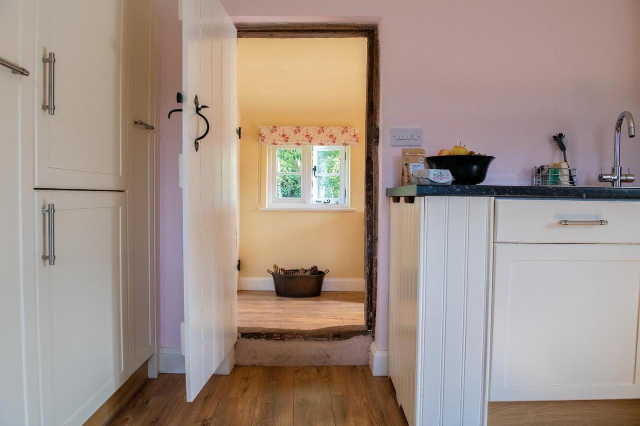 Thatch Cottage - Luxury Norfolk Hideaway Norwich Exterior photo